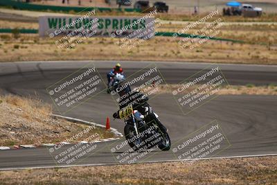 media/Apr-19-2025-AHRMA (Sat) [[3d98ca3309]]/Race/Group 4/Turn 4/